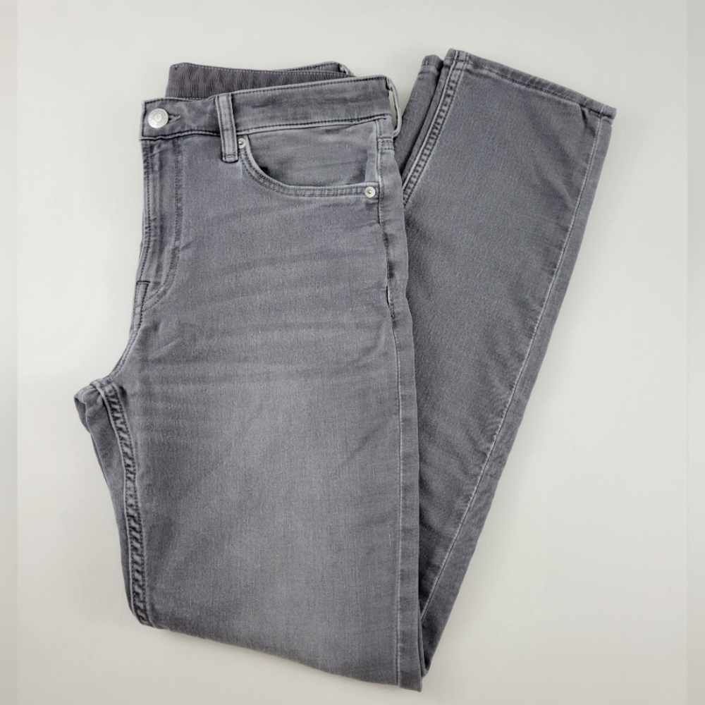H & M Men's Gray Slim Coupe Distressed Jeans Size 31/32